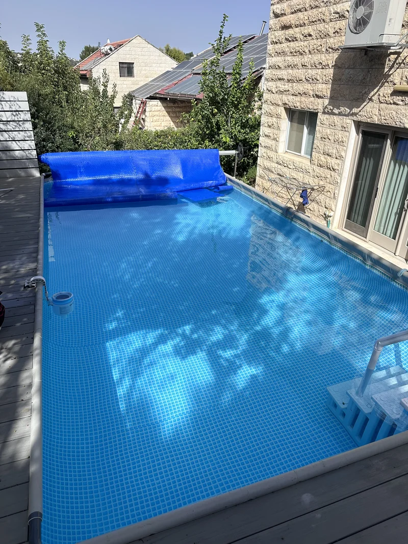 Pool care service Jerusalem area
