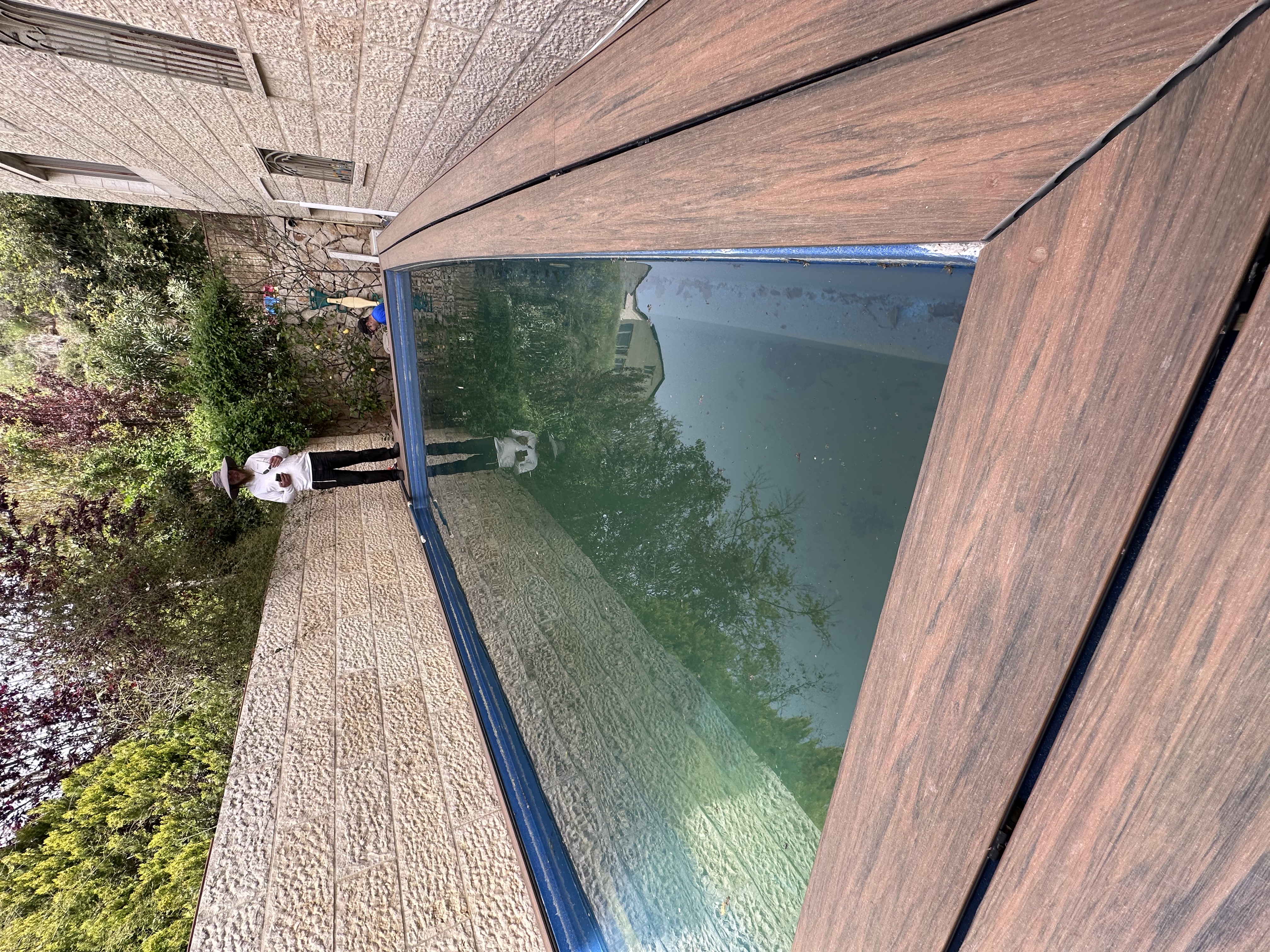 Pool cleaning service Beit Shemesh